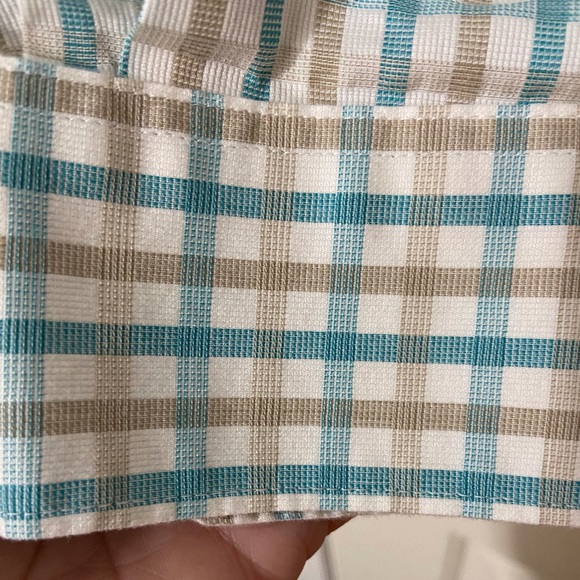 Men’s checkered button down - Picture 2 of 3